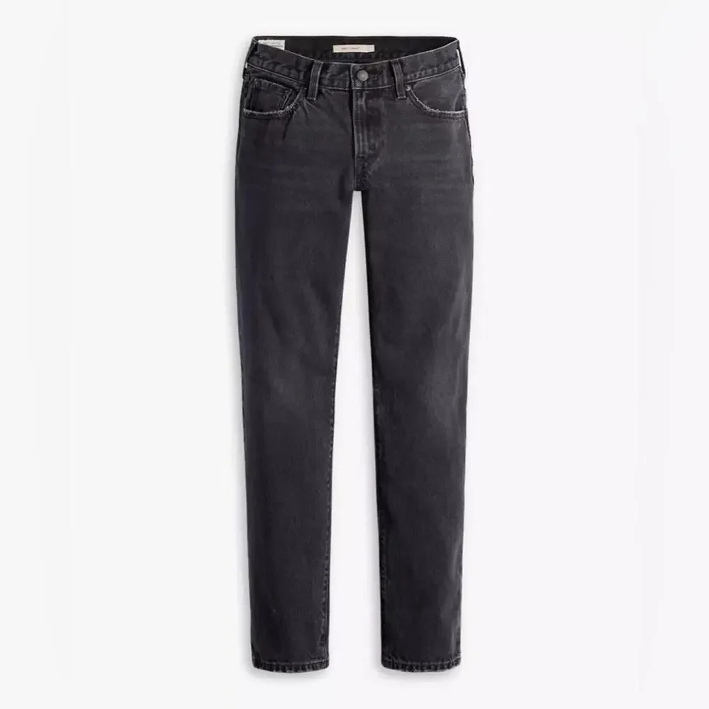 NWT Levi’s Middy Straight Jean